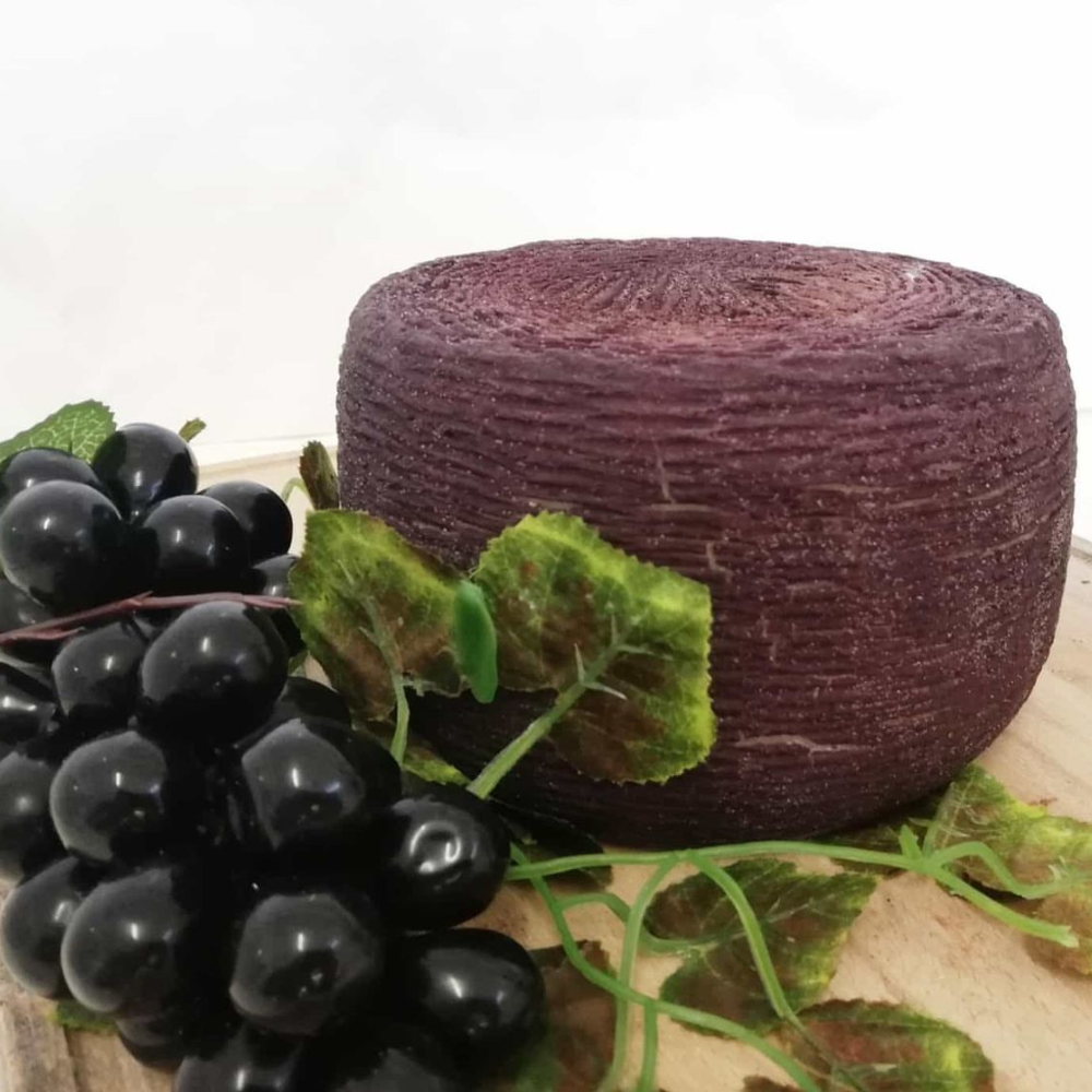 Pecorino Stagionato al Vino Rosso - 500g o 1Kg