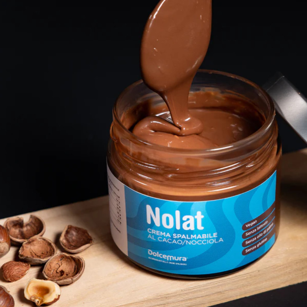 Mix 13 Creme Spalmabili Artigianali - Cacao, Cioccolato al Latte, Cacao con Granella di Nocciola e Wafer, Nocciola, Cioccolato Bianco con scaglie di Cocco e Wafer, Cioccolato Bianco con Frollini al Cacao, Gusto Mou, al Limone, ai Pistacchi Tostati, Cioccolato Bianco, Cioccolato Bianco e Wafer, alle Arachidi con Granella di Arachidi, Cacao e Nocciola