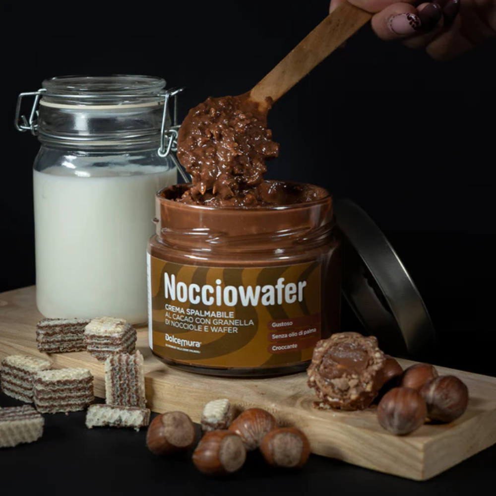 Mix 13 Creme Spalmabili Artigianali - Cacao, Cioccolato al Latte, Cacao con Granella di Nocciola e Wafer, Nocciola, Cioccolato Bianco con scaglie di Cocco e Wafer, Cioccolato Bianco con Frollini al Cacao, Gusto Mou, al Limone, ai Pistacchi Tostati, Cioccolato Bianco, Cioccolato Bianco e Wafer, alle Arachidi con Granella di Arachidi, Cacao e Nocciola