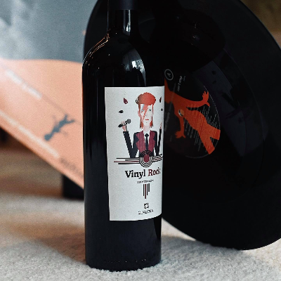 Vino "Vinyl Rock"