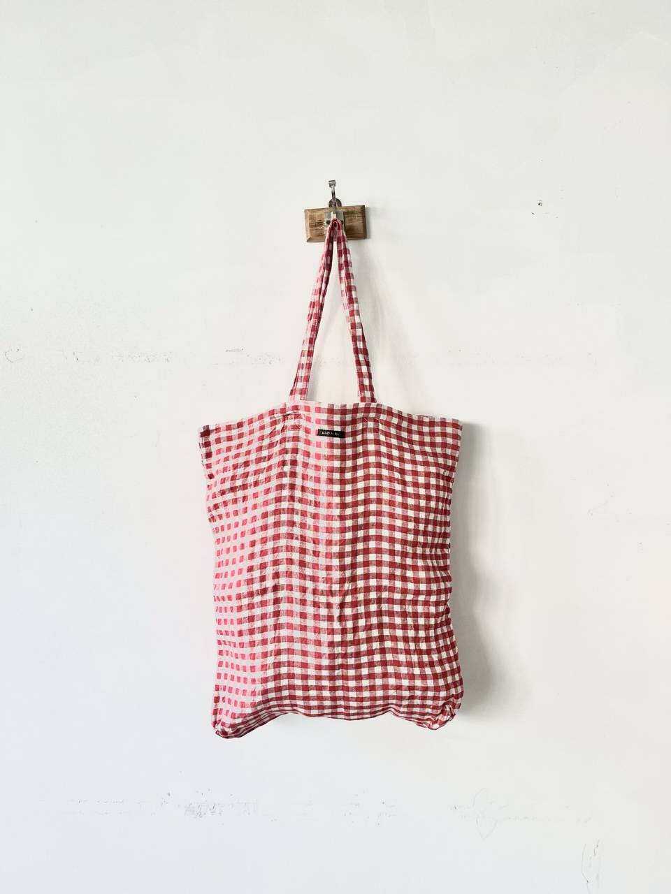 R&D.M.Co-　OLDMAN’S TAILOR　ギンガムチェックガーゼリネントートバッグ　レッド