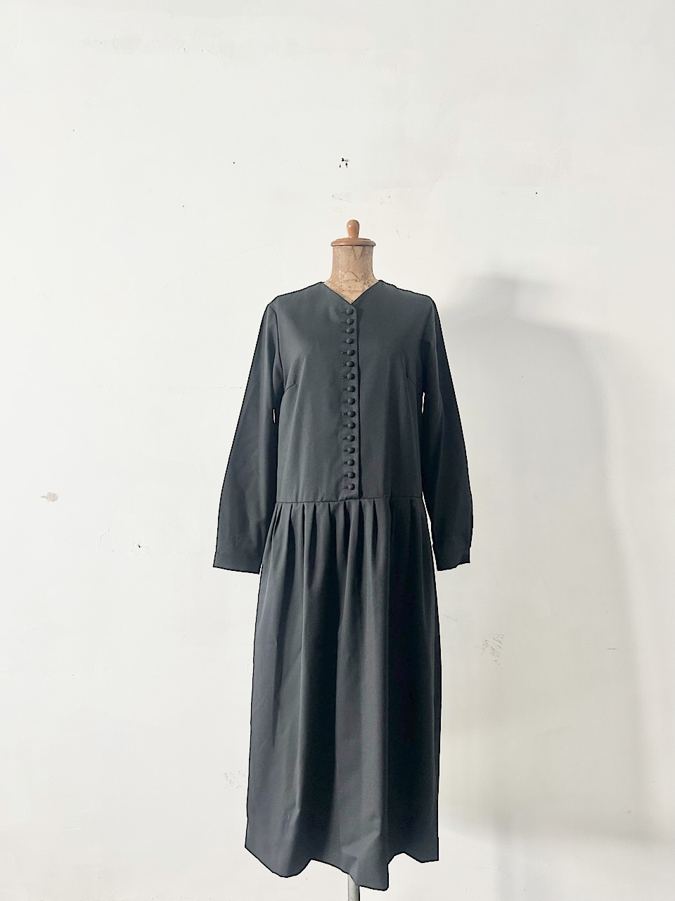 【美品】atelier naruse　クルミボタン フォーマル ワンピース　サイズ40