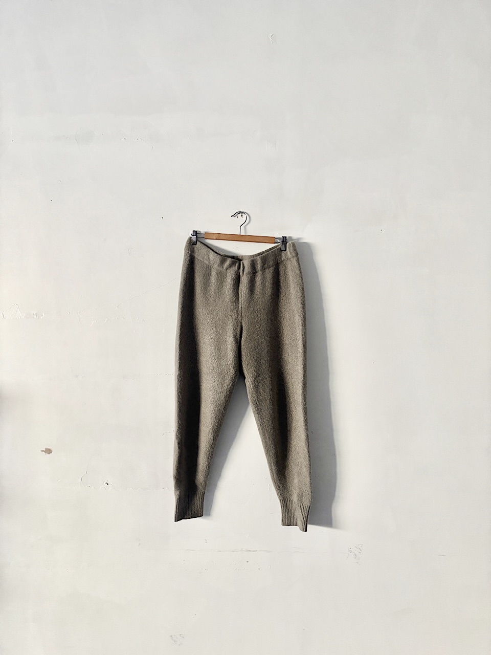 Ouur　カシミヤ　ナイロン　ポリウレタン　リブパンツ　サイズ2