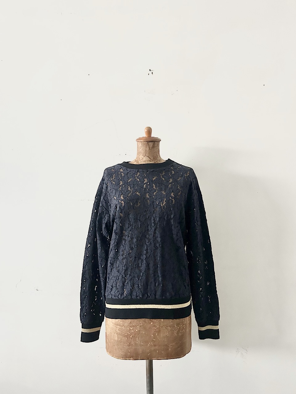 【美品】BARNYARDSTORM   レースラインブラウス　ネイビー　フリーサイズ