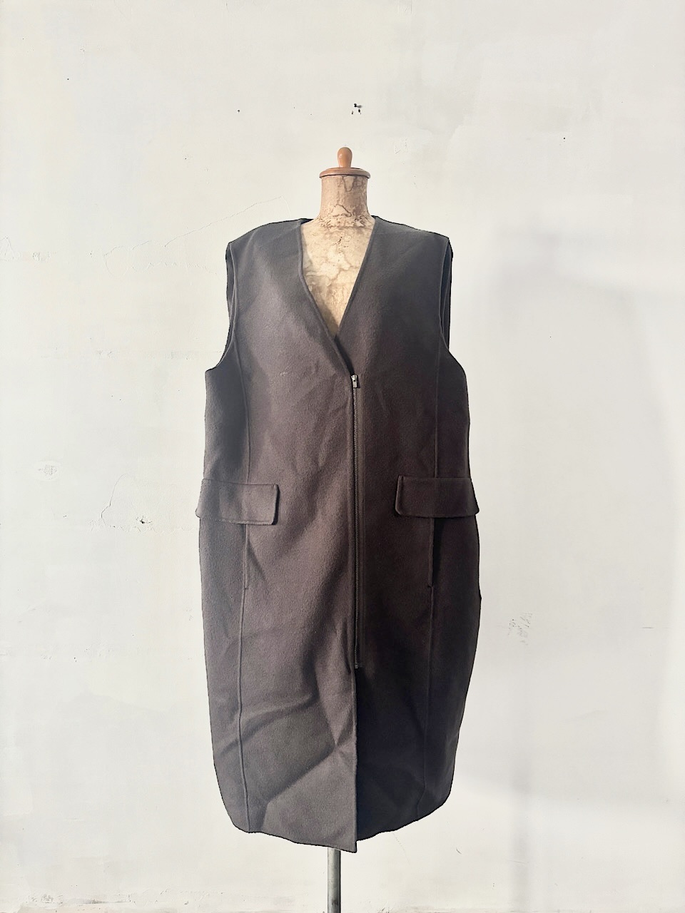 【美品】LOHEN　バックタックロングリバージレ　ブラウン