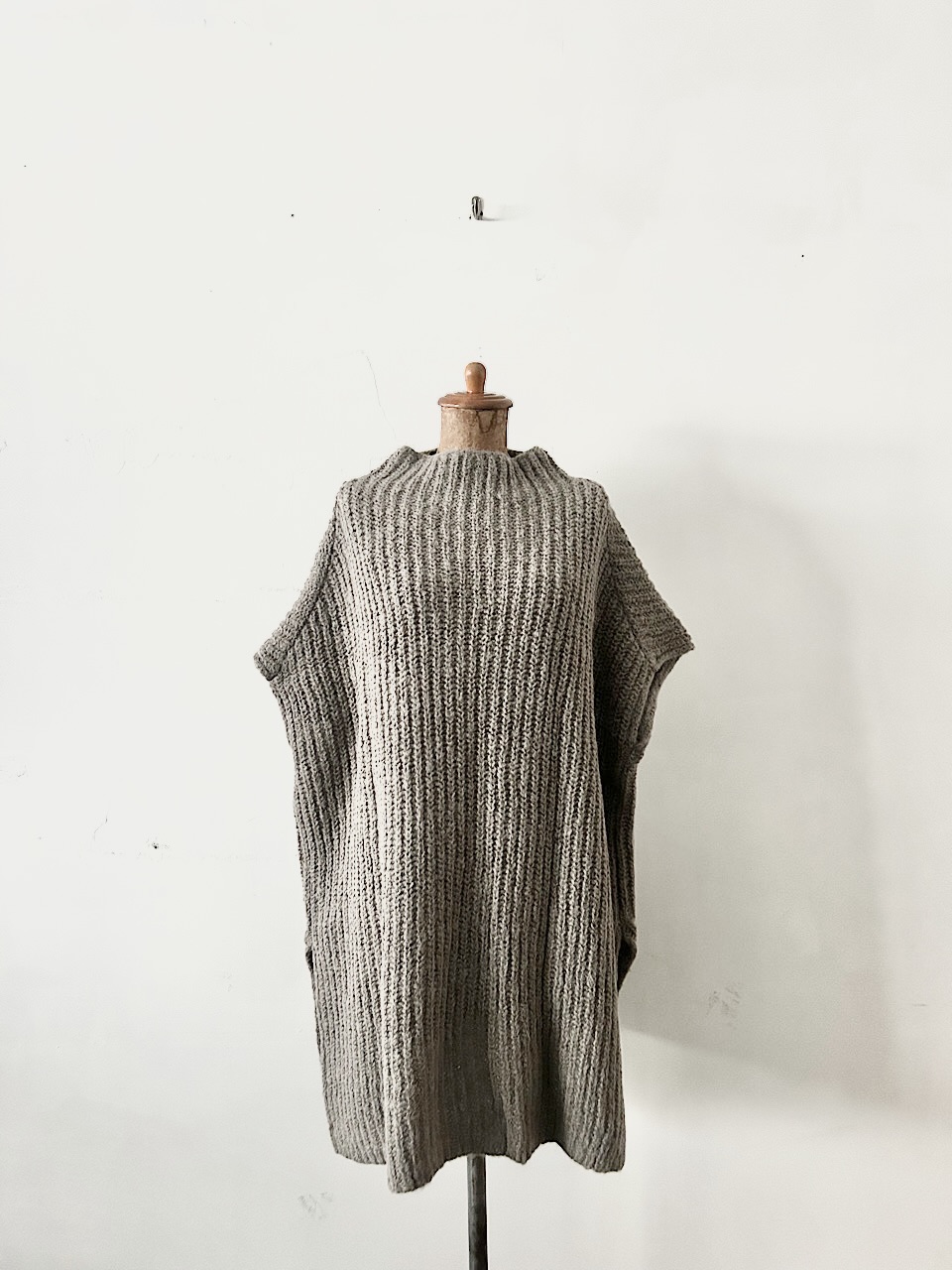 【未使用】evameva　alpaca wool aze vest　サイズM　モカグレー　
