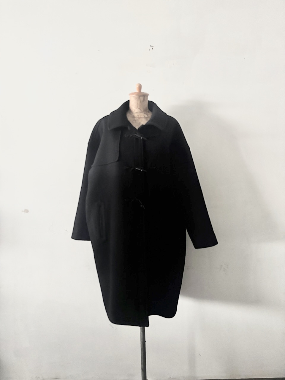 【美品】休日と詩　ホリデーダッフルコート　ブラック