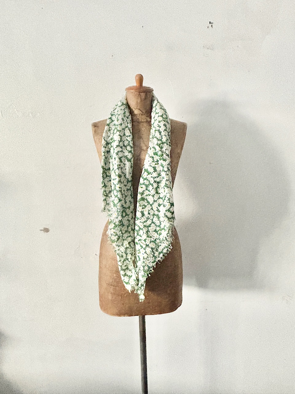 【美品】R&D.M.Co- OLDMAN'S TAILOR　花柄ガーゼストール　ショール　綿　