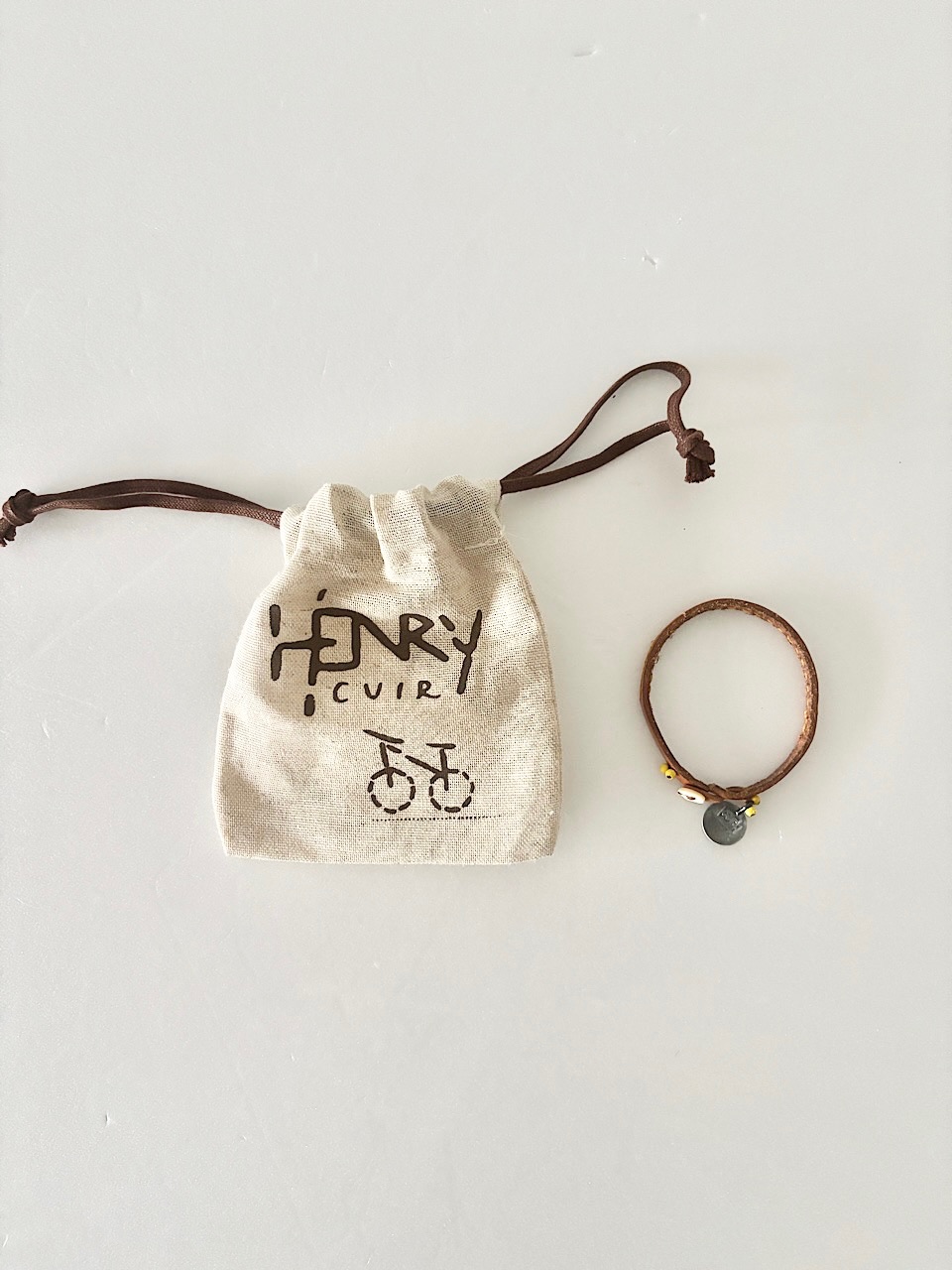 【美品】 HENRY CUIR 　ブレスレット　レザー　ビース