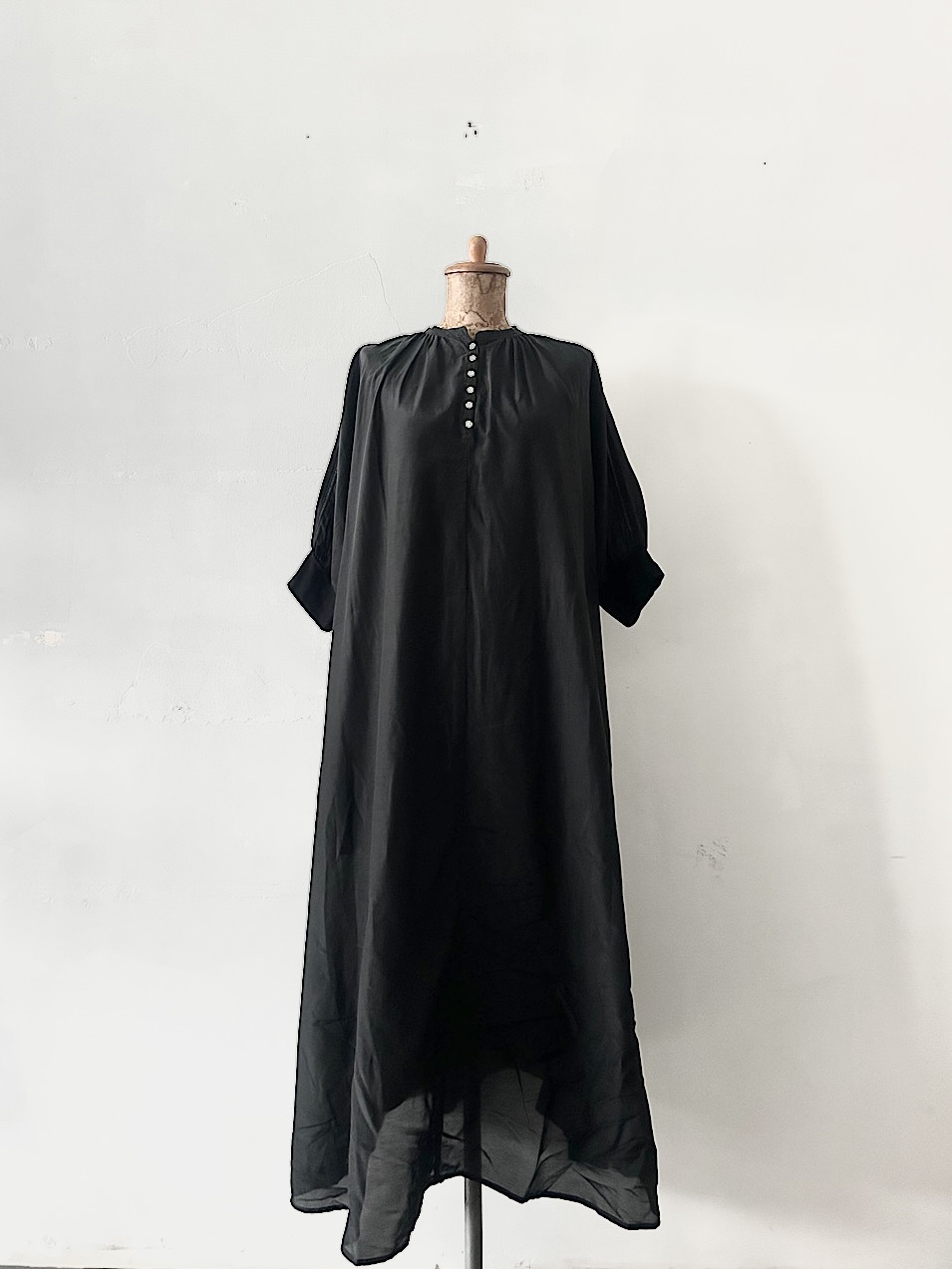 【美品】Audrey and John Wad　コットンシルクロングワンピース　LANDWARDS