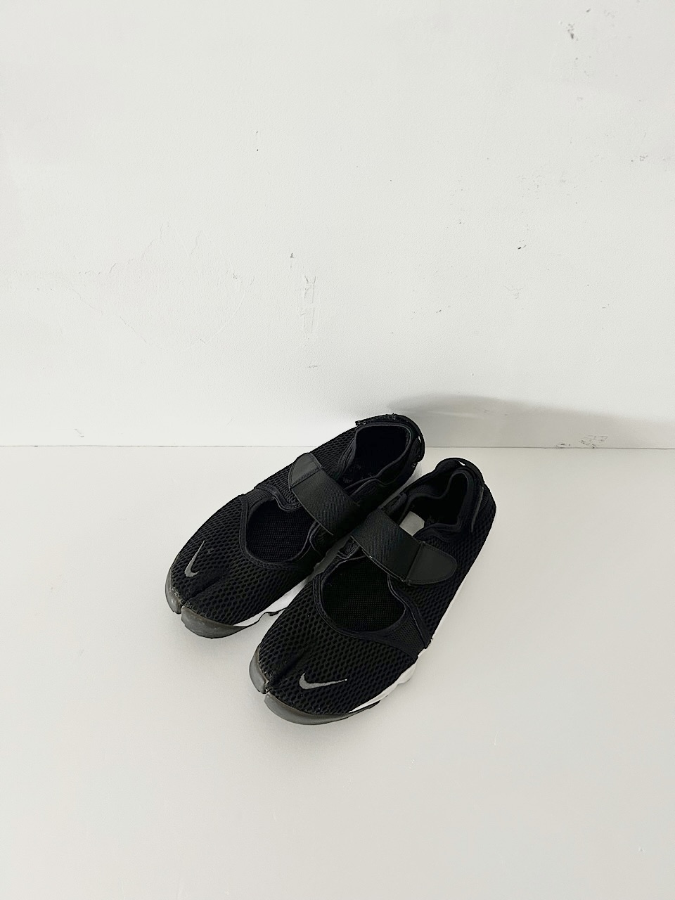 【MENS】NIKE　エアリフトブリーズ　黒　28cm