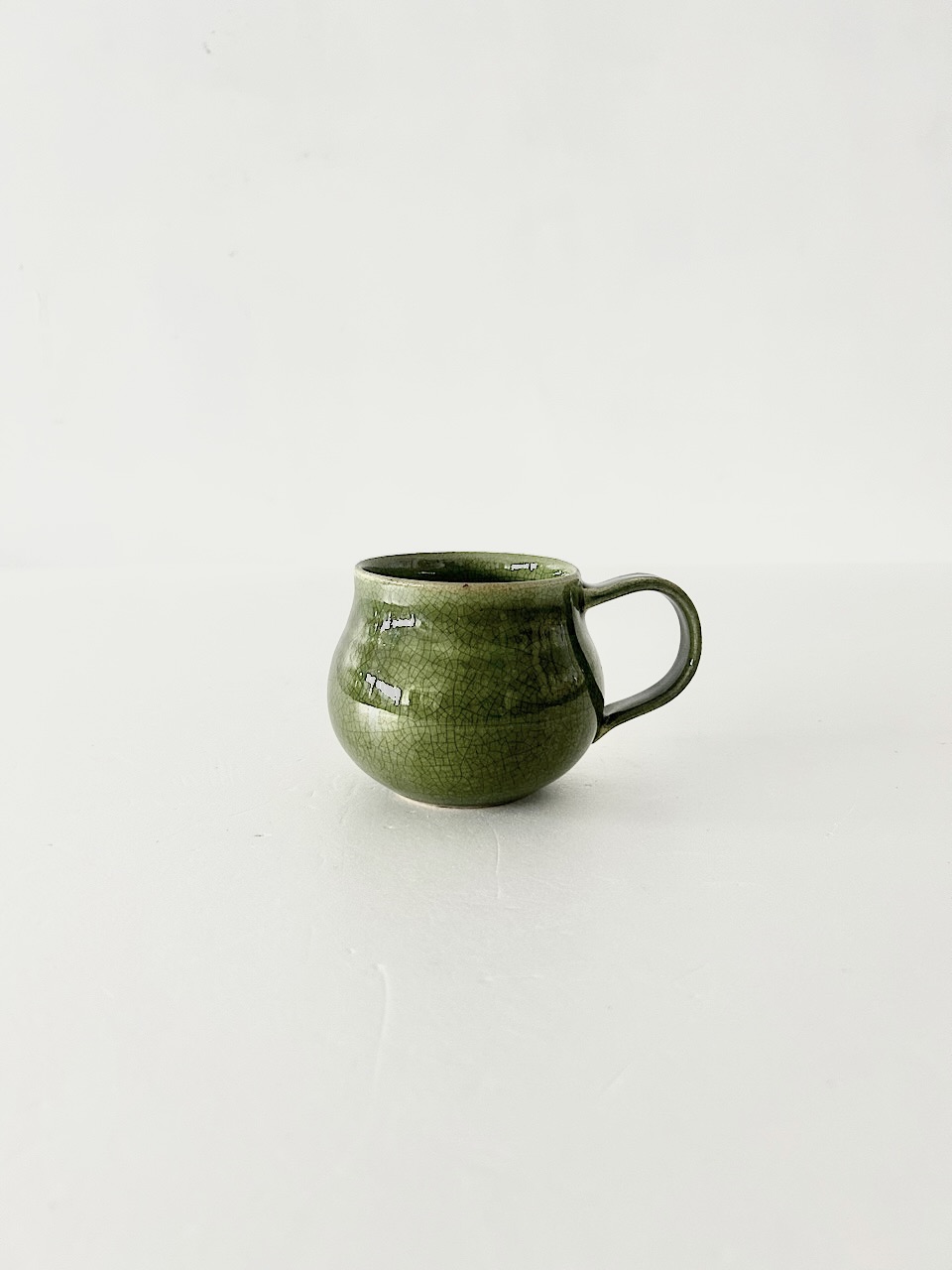 【美品】小谷田潤　丸マグカップ　オリーブ