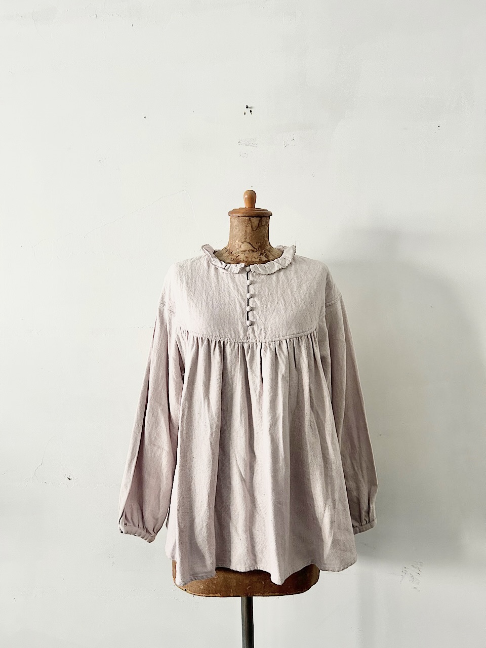 【美品】tumugu コットンリネンキルトプルオーバー ブラウス　ピンク　サイズF