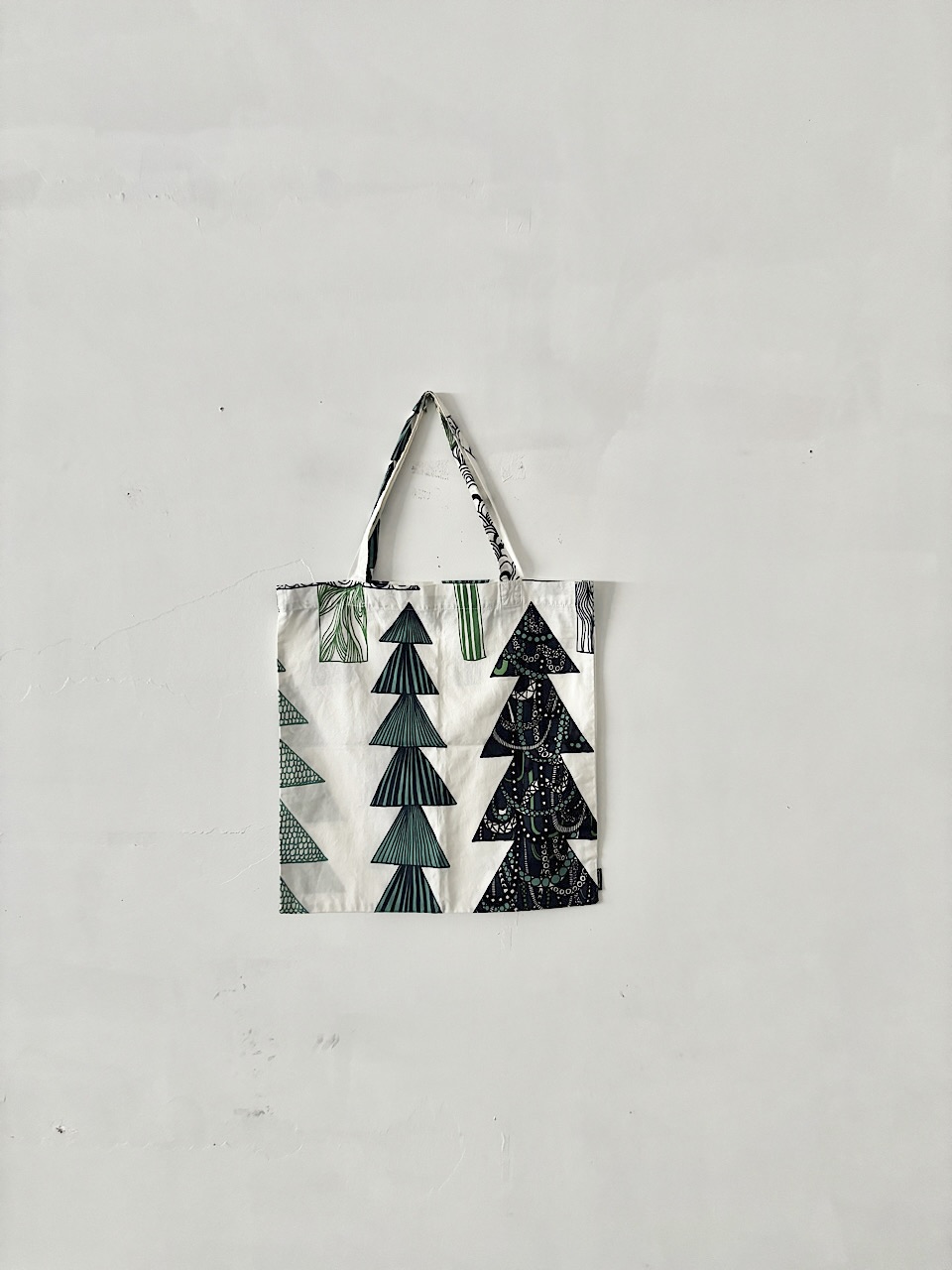 【美品】marimekko　KUUSIKOSSA BAG　ファブリック　