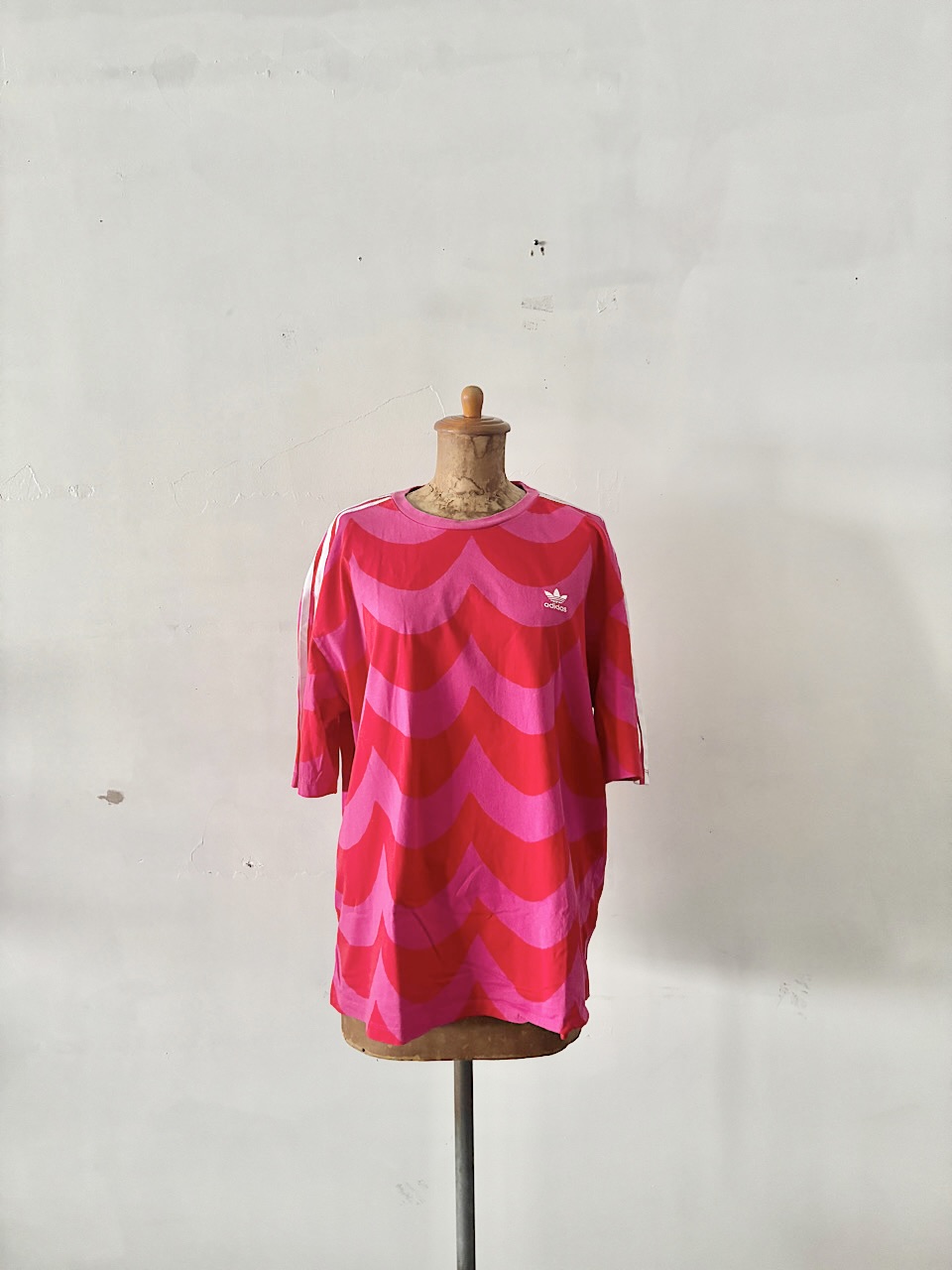 【北欧】adidas x marimekko OVER SIZE TEE　サイズXL　