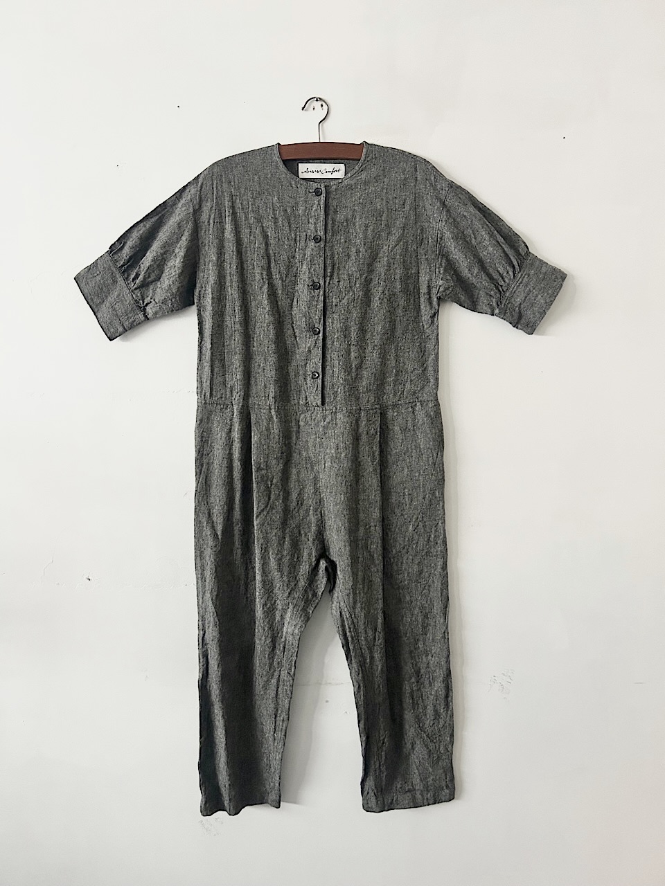 【美品】si-si-si　confort　リネン　ブラックシャンブレー　オールインワン