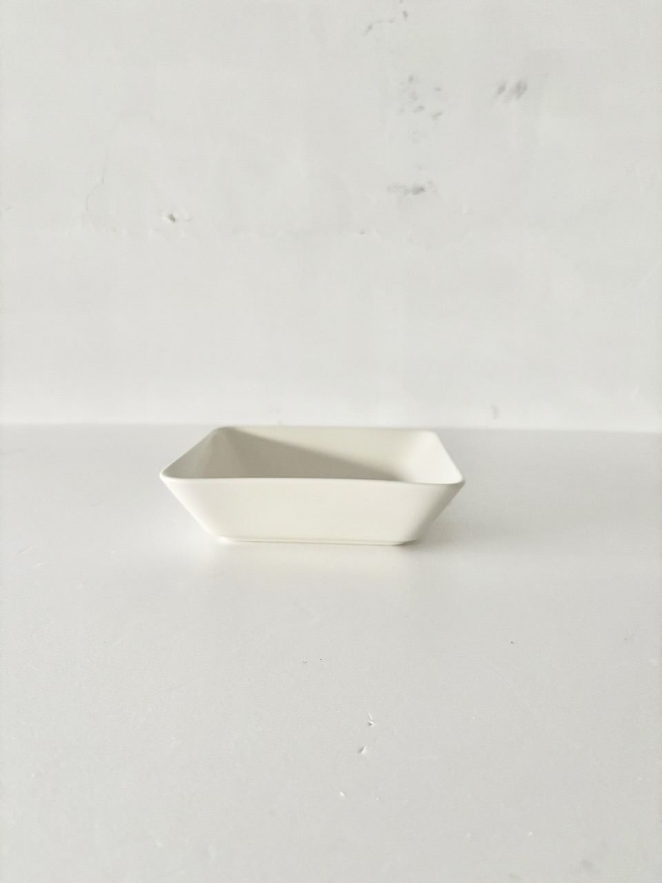 【北欧】iittala　Teema　スクエアプレート　16・16　ホワイト　２
