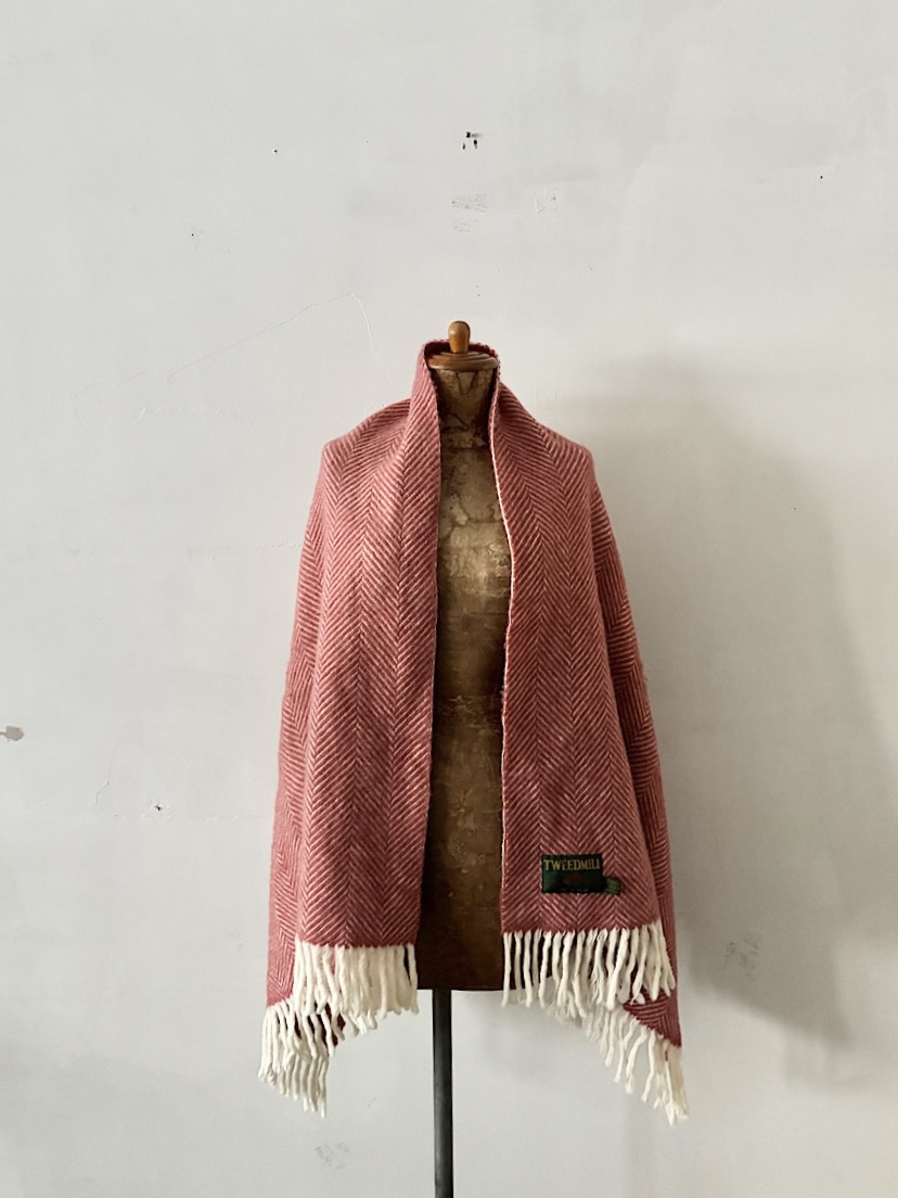 TWEEDMILL　ヘリンボーン　ブランケット　レッド　