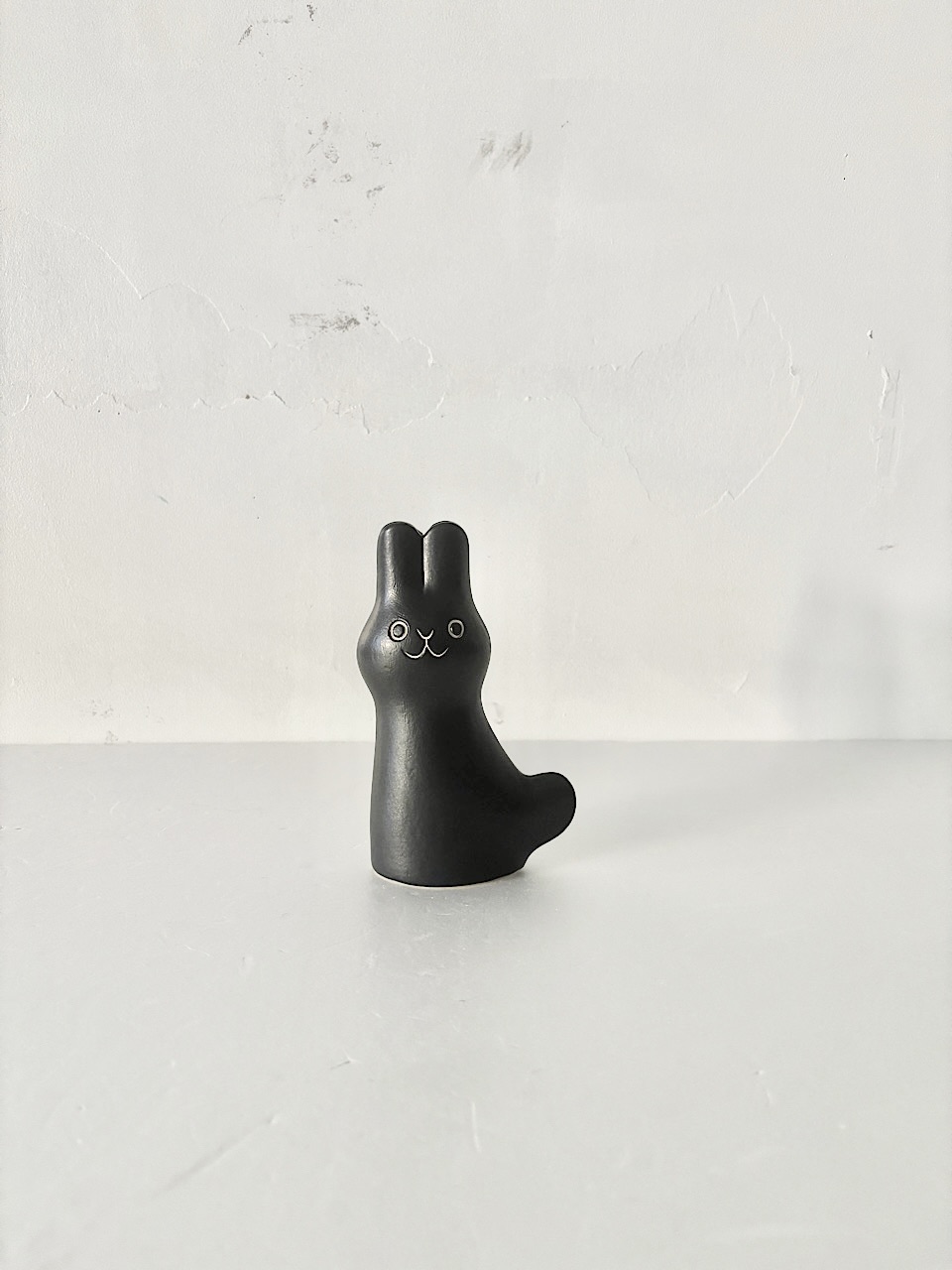 【美品】鹿児島睦　En Liten Van 　Rabbit　ブラック　