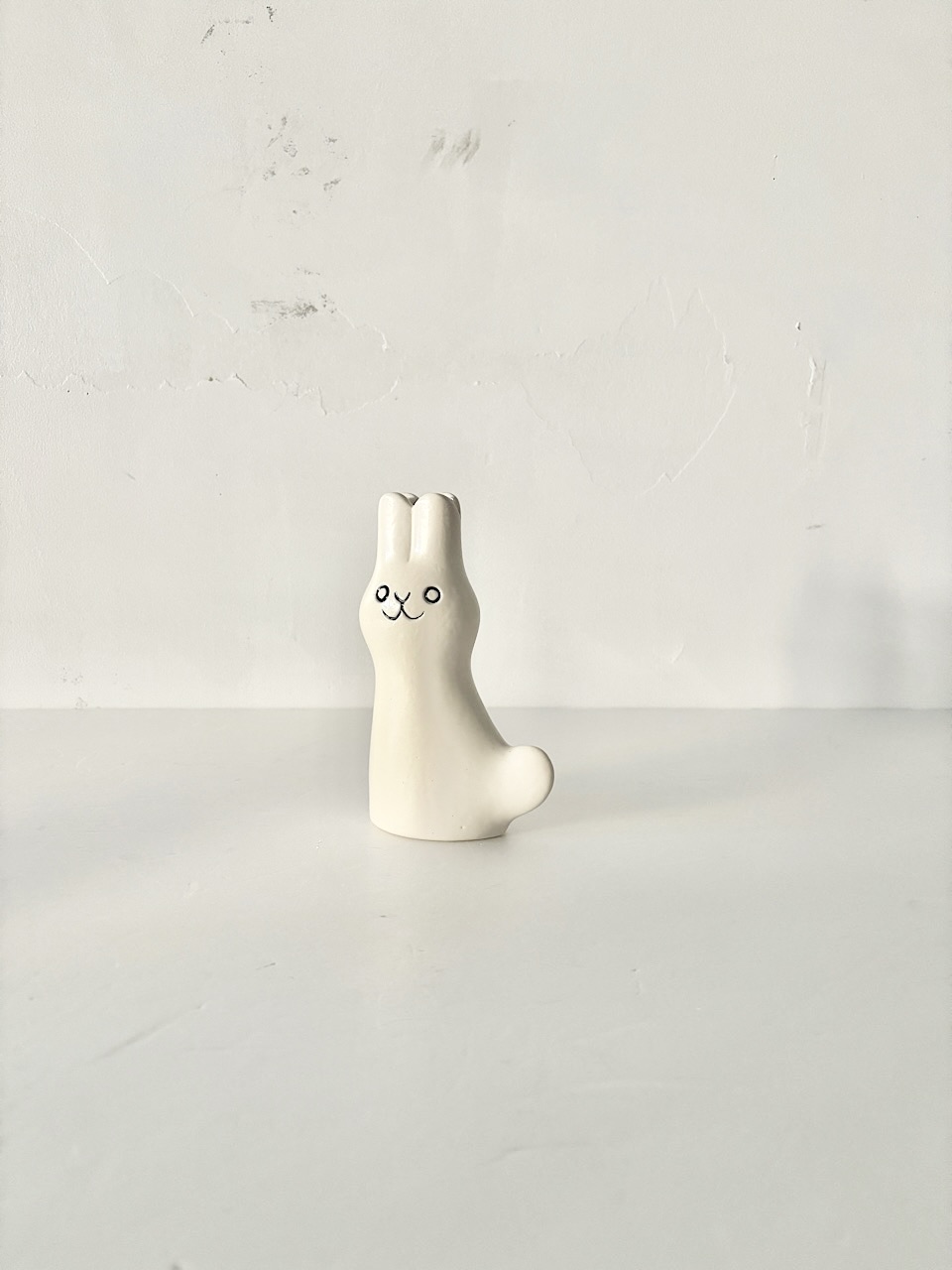 【美品】鹿児島睦　En Liten Van 　Rabbit　ホワイト　