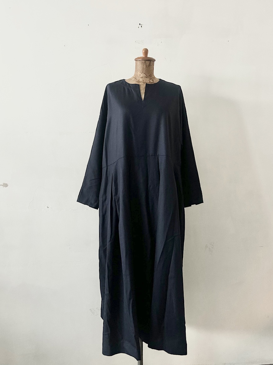 【美品】ARTS&SCIENCE　ウールシルクワンピース　サイズ1