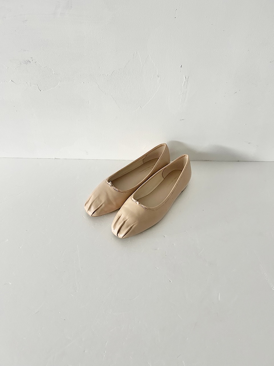 UNITED ARROWS　タック バレエシューズ フラットシューズ　BEIGE　24cm　　