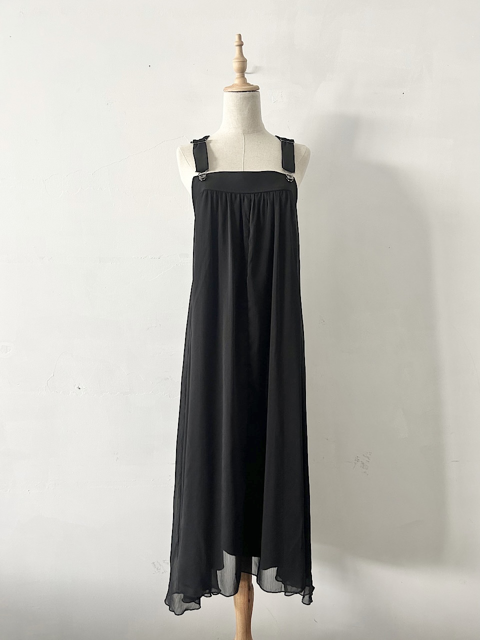 【美品】LASUD  レースアップ デザイン ジャンパースカート