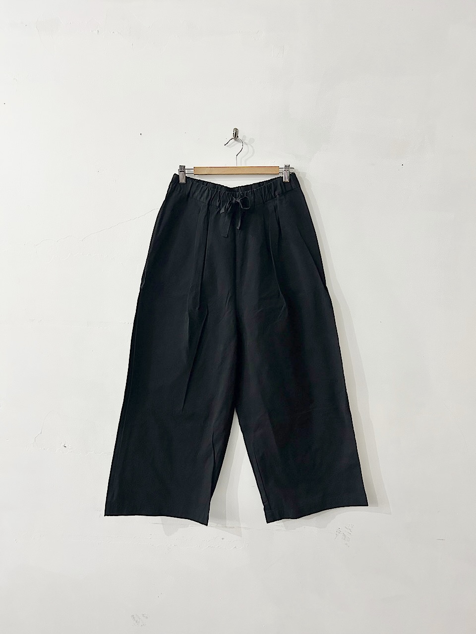 【美品】Gauze　ルーミーロングパンツ 　黒　コットン　G225