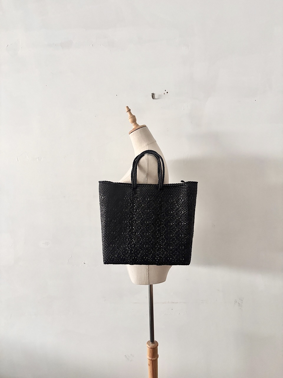 【美品】メルカドバッグ ROMBO ブラック 