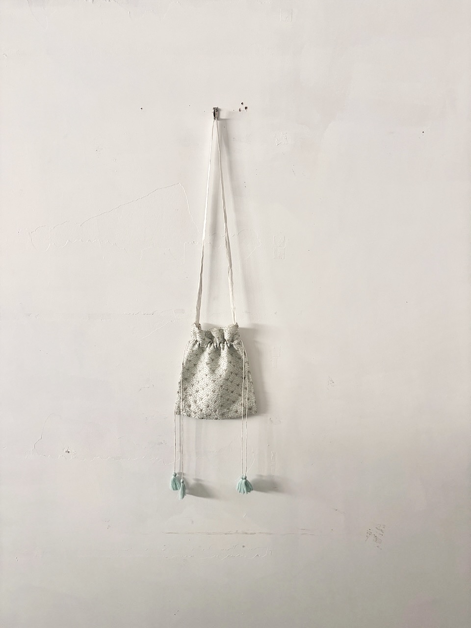 【美品】BUNON embroidery drawstring shoulder bag