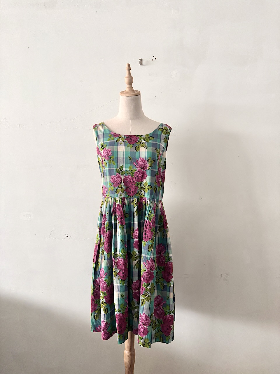 サラウェア SARAH WEAR チェック ローズプリント ノースリーブワンピース
