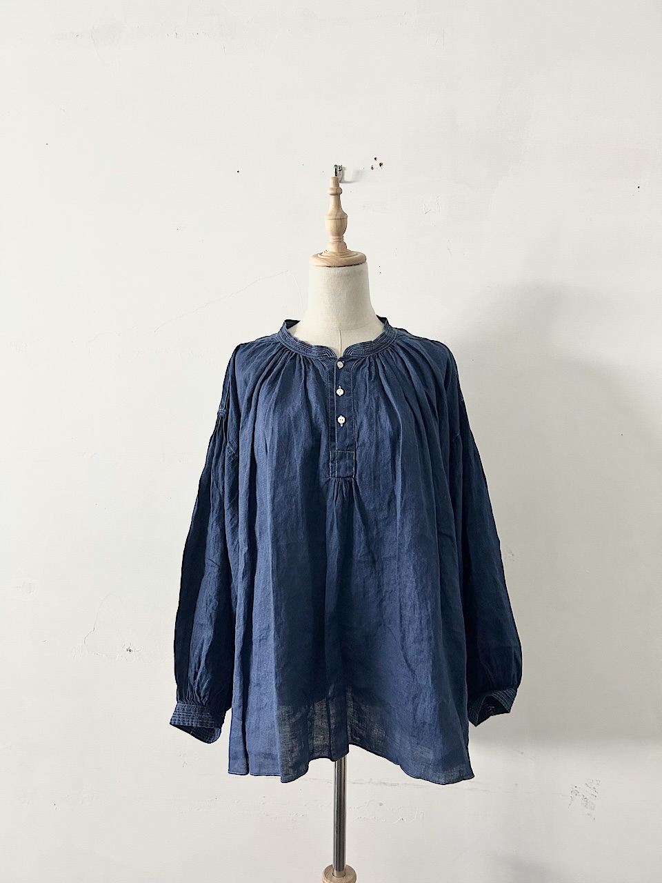 【未使用】SP　エシュペー　INDIGO LINEN BLOUSE SP1021-3　インディゴ　リネンブラウス