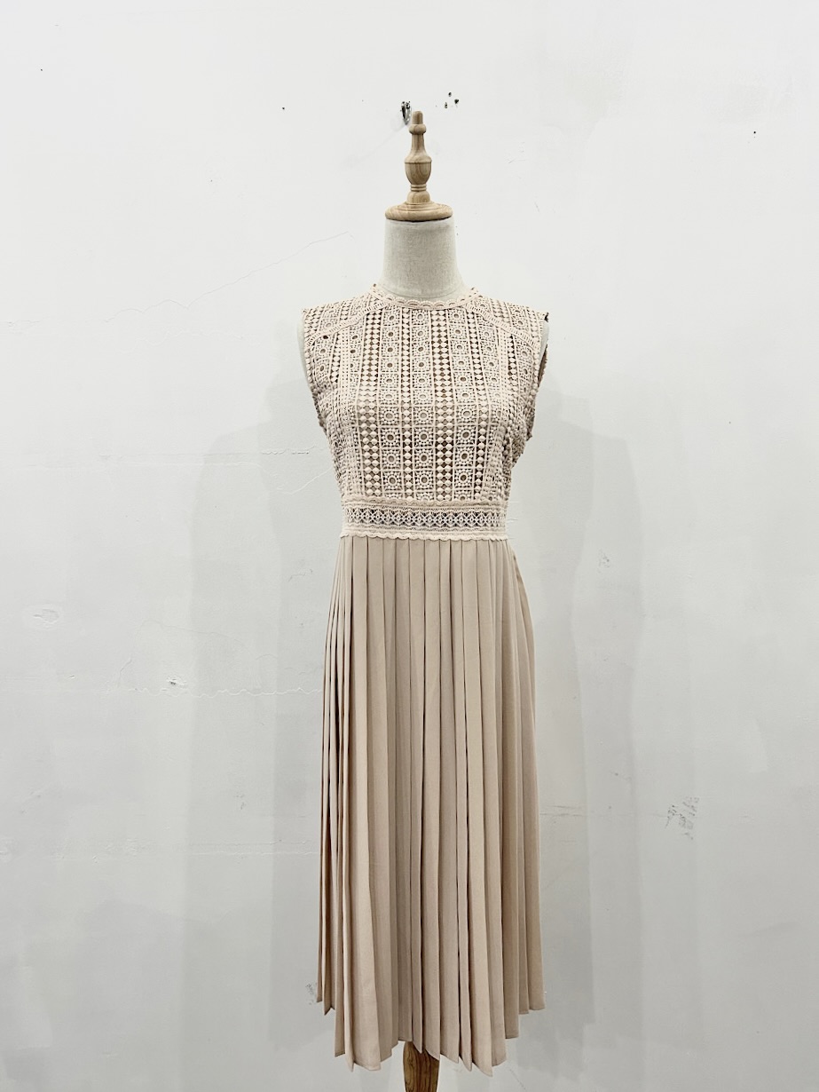 【未使用】ZARA レース切替プリーツワンピース