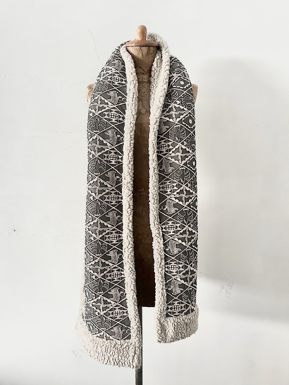 【美品】mina perhonen　 symphony 　ボアマフラー　　