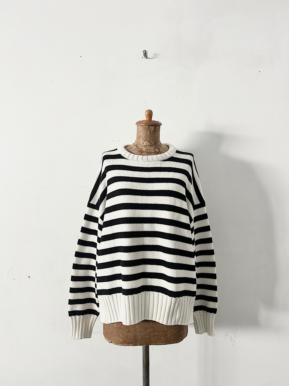 SLOBE IENA   バルキーコットンプルオーバー　ニット