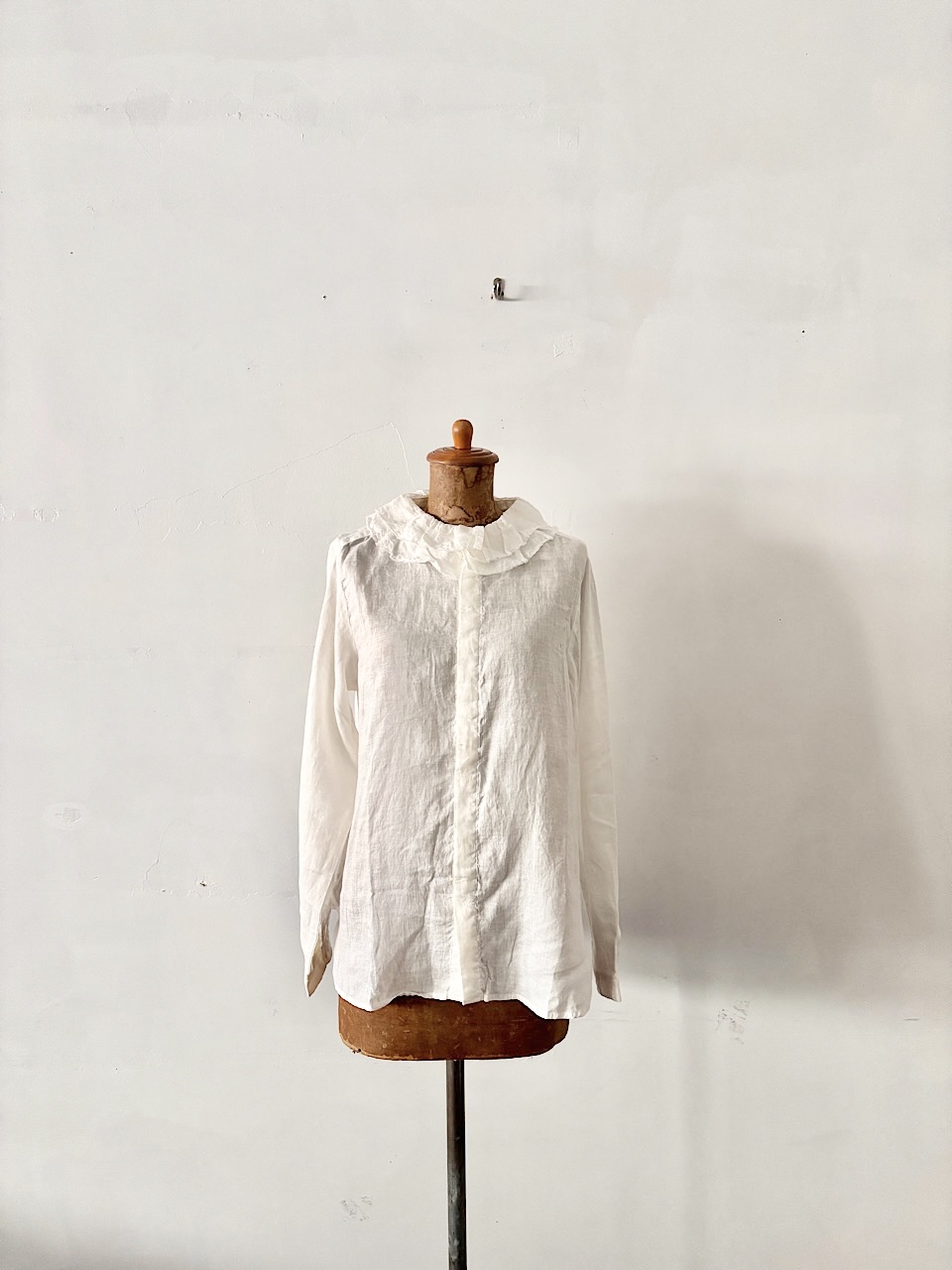 【定価2.2万】nest Robe ネストローブ リネン フリルカラー ブラウス F 未使用