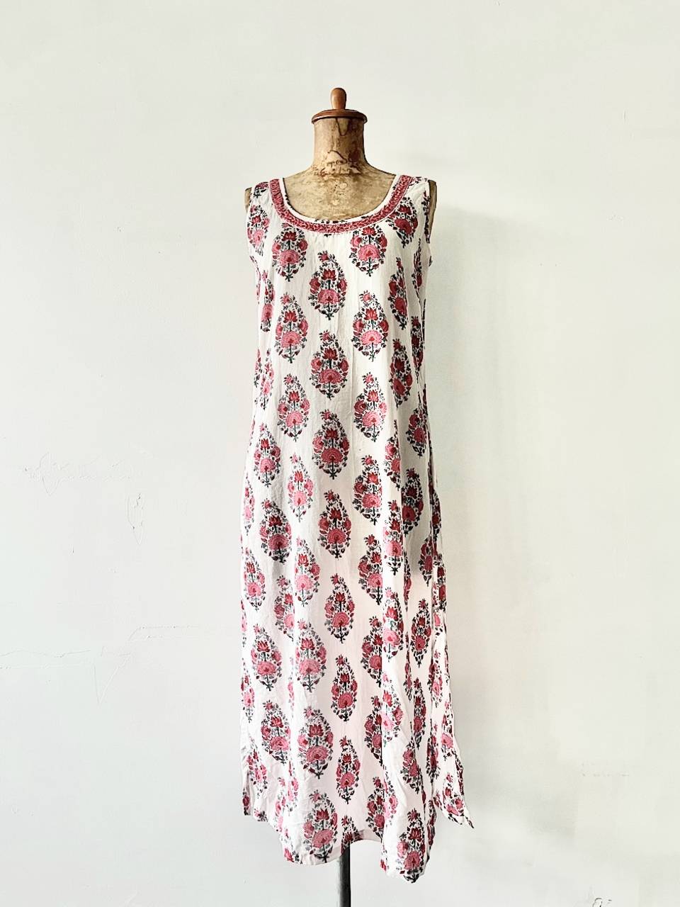ANOKHI　花柄　ノースリーブワンピース　サイズS