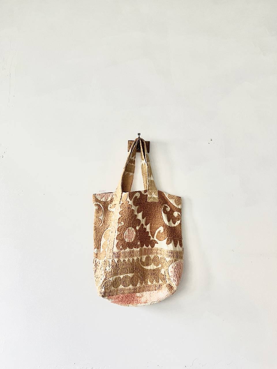 【美品】pokipcee　刺繍バッグ　コットン　インド製