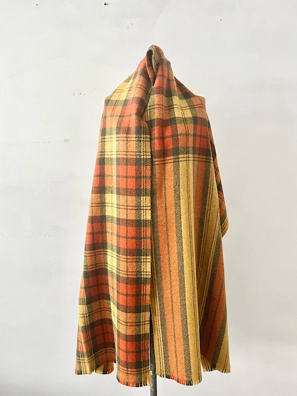 【美品】GALERIE VIE　ウールチェックストール　大判