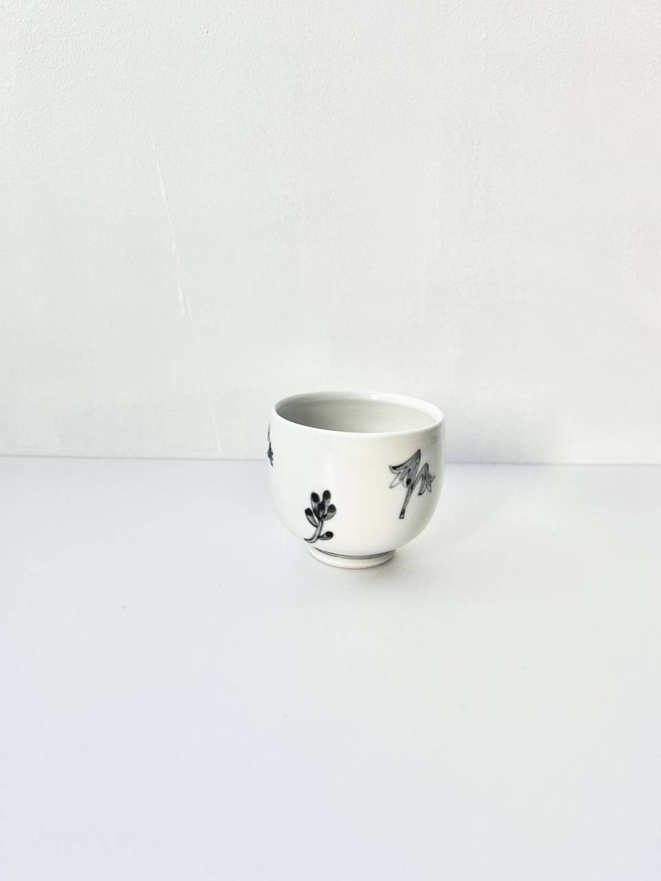 【美品】内村七生　花実紋　湯呑み