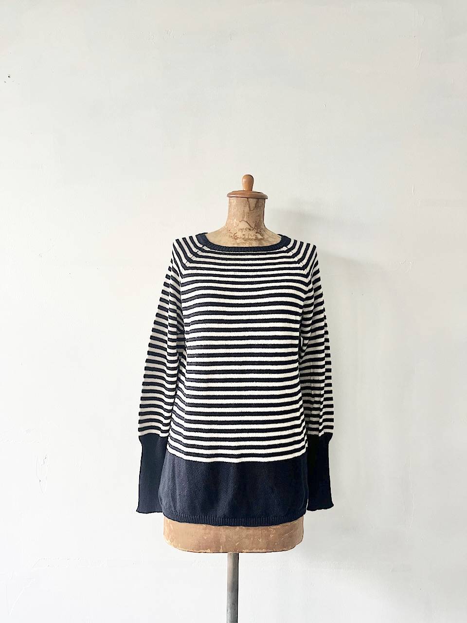 【美品】Veritecoeur　コットンラミーニットトップス　ネイビー・ホワイト