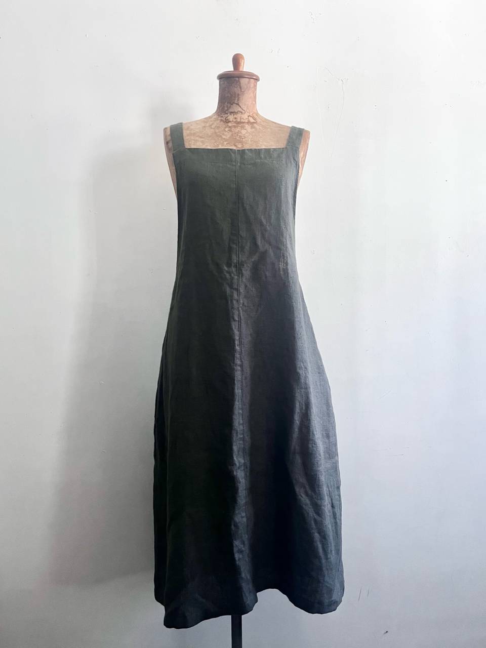 【美品】fog linen works　リネンエプロンスカート　チャコール