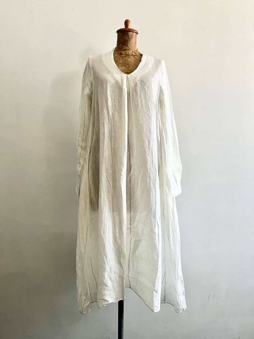 【美品】R&D.M.Co- OLDMAN’S TAILOR　リネンワンピース　サイズM　白　ブルーライン