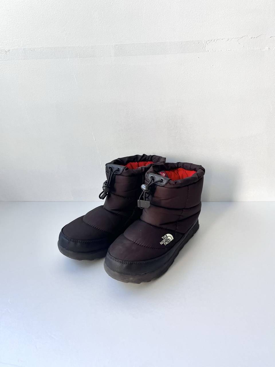 THE NORTH FACE　ウィメンズ ヌプシ  ショート  22.0cm 