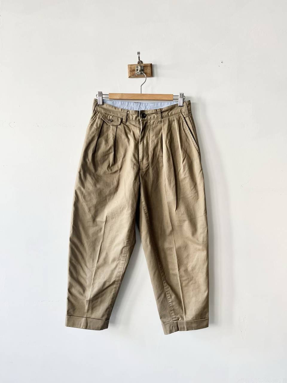 BEAMS+　テーパードチノパンツ　サイズXS