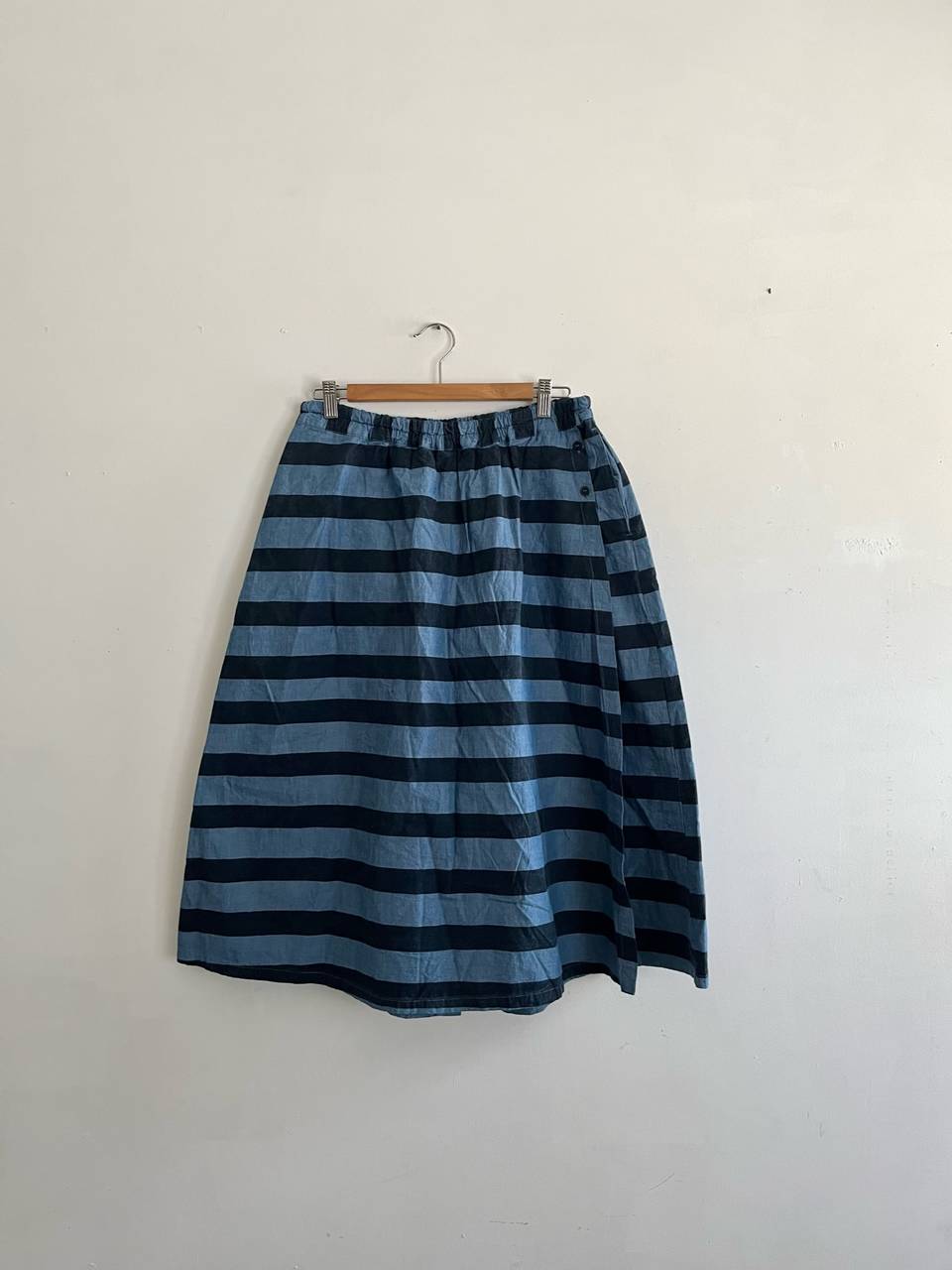 【美品】DEEPBLUE　シャンブレーラップロングキュロットパンツ　サイズF　コットン
