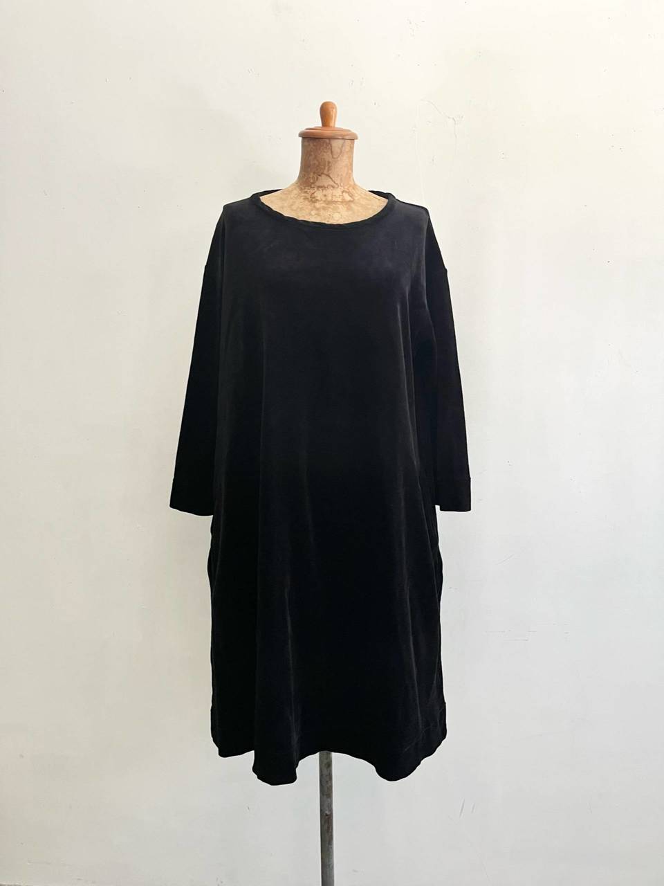 【美品】45R　ベロアワンピース　ブラック　サイズ２