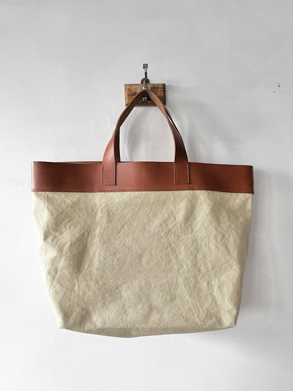 【美品】madu Fabrica　トートバッグ　レザー切り替え