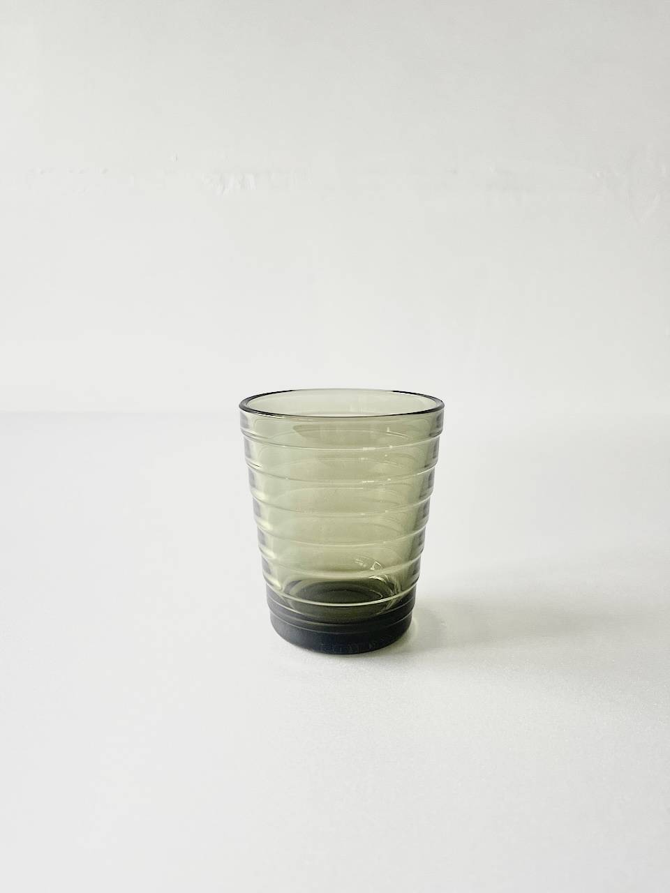【北欧】iittala 　Aino Aalto 　タンブラー　モスグリーン