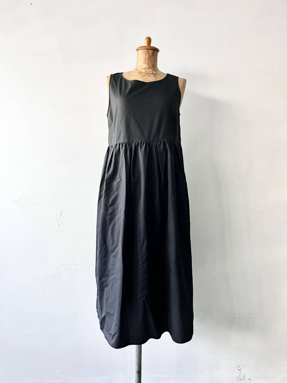 LE GLAZIK　ウールギャザーワンピース　ノースリーブ　サイズ36